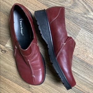 BareTraps Red and Black Loafers with Sleek Slip-On Design
